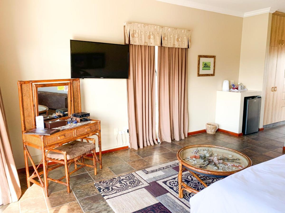 Marina Martinique B&B ジェフリーズ・ベイ エクステリア 写真