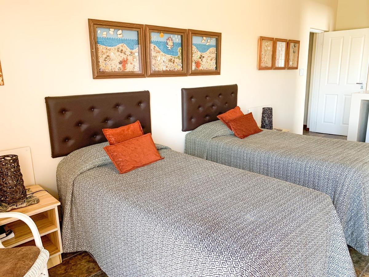 Marina Martinique B&B ジェフリーズ・ベイ エクステリア 写真
